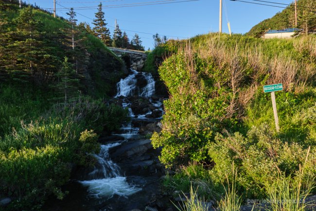 Ruisseau-Flétan, Anse-Pleureuse